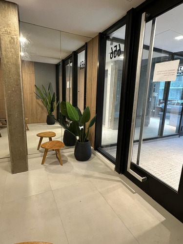 En Venta Espectacular Departamento De 3 Ambientes, Edificio Con Amenities, Quinchos, Solárium Con Pileta E Hidromasaje!! Excelente Calidad Constructiva En Rosario