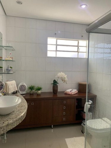 Imagem 9 de 24 de Casa No América Com 4 Quartos Para Venda, 200 M² - Kr745