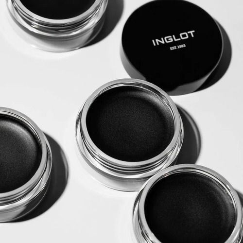 Delineador de ojos en gel Inglot AMC Eyeliner Gel color 77 con acabado mate