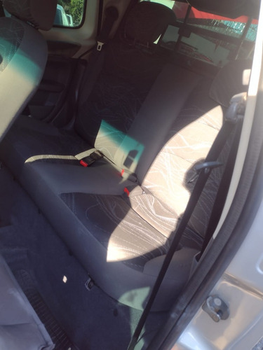 Imagem 8 de 15 de Fiat Strada