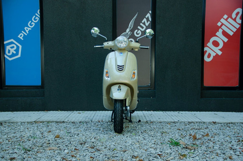 Imagen 8 de 15 de Scooter Vespa Elegante Vxl 150cc Beige 0km Cuotas Garantia