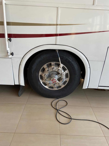 Imagem 8 de 8 de Volvo