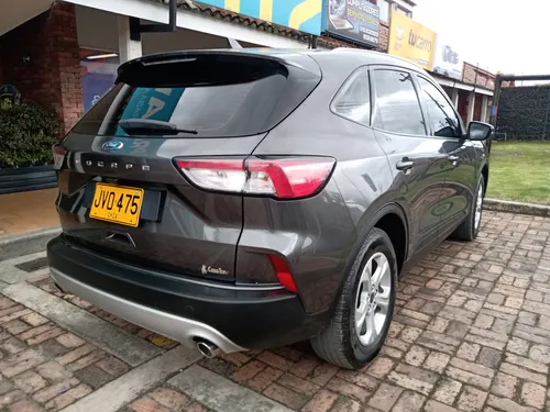 Ford Escape SE 2.0cc AT AA 4X2