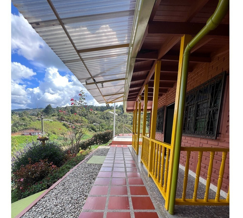 Imagen 21 de 30 de Casa Finca, Vereda San José, Guarne Antioquia, 550m2 Y 160m2 Construidos, Vendo Directamente.