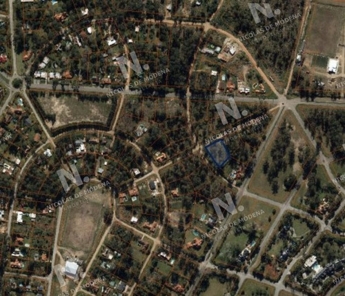 Imagen 1 de 4 de Terreno En Venta A Poca Distancia Del Centro De Convenciones. - Punta Del Este Punta Del Este
