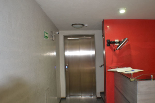 Imagen 2 de 14 de Oficina, Consultorio, Salon De Belleza, Estetica Canina- Ren