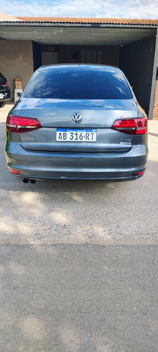 Volkswagen Vento 1.4 Highline 150cv At