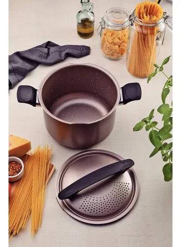 Olla Pasta Espaguetera Antiadherente Tramontina Milazzo para espaguetis 22 cm color almendra