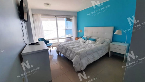 Imagen 9 de 20 de Apartamento De 3 Dormitorios En Playa Mansa, Edificio De Categoría - Punta Del Este Mansa