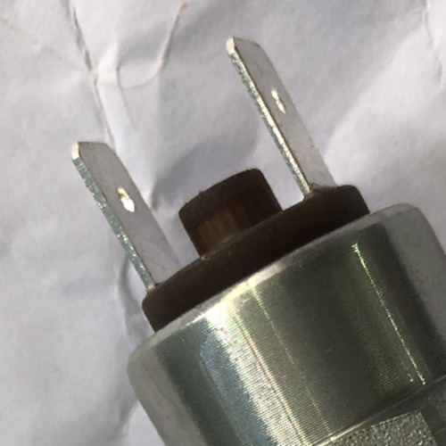 Interruptor De Presión De Aceite 04190850 Para Motor Deutz 2