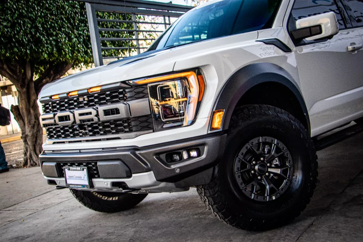 Raptor High Solo 3,000 Km Factura Original Garantia Y Extras