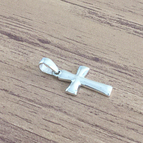 Imagen 4 de 10 de Dije Cruz Lisa De Plata .925 Agálea Joyería