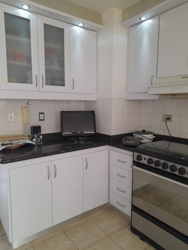 Imagen 14 de 27 de Townhouse En Urbanismo Privado La Mapora. Rodeado De Vegetación.