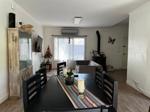 Imagen 10 de 28 de Venta Casa 3 Amb. En Villa Udaondo, Ituzaingo