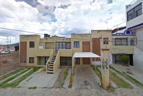 Venta De Casa Tipo Duplex En Los Pirules Guadalupe Zacatecas, Precio Muy Bajo.on