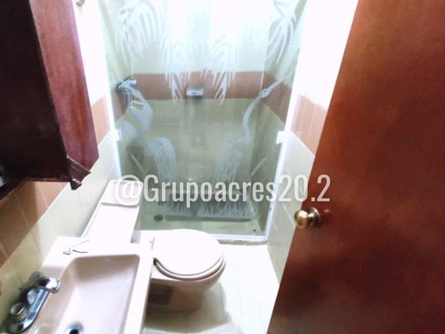 Imagen 12 de 18 de En Venta Townhouse En El Golf, Colinas De Carrizal. Of