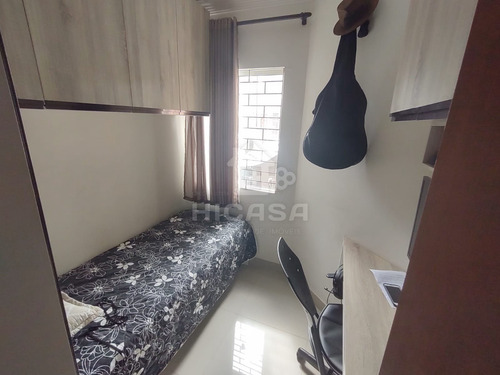 Imagem 11 de 13 de Casa À Venda No Giana 1 - 245-v