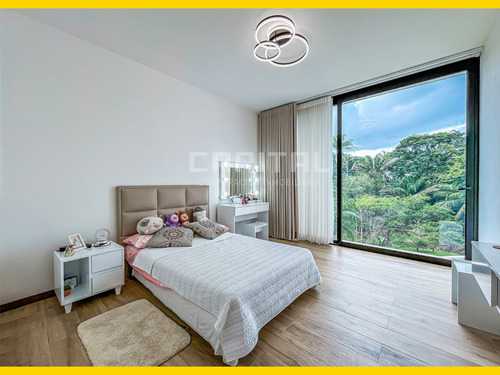 Hermosa Casa En Venta En Condominio Urubo Green