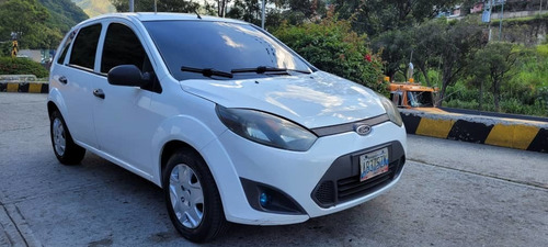 Imagen 3 de 12 de Ford Move Sedan