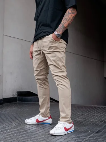 Pantalon chupin gabardina hombre sale