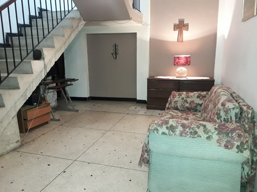 Imagen 5 de 14 de Acogedora Casa En Los Rosales Con 2 Anexos Independientes