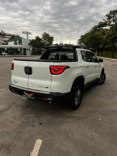 Fiat Toro 1.8 16v Freedom Flex 4x2 Aut. 4p