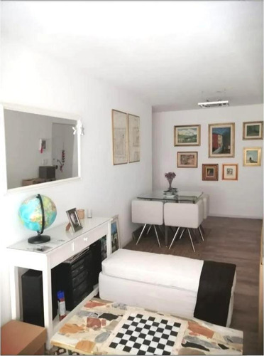 Imagen 3 de 7 de Venta De Apartamento Tres Dormitorios Palermo Montevideo