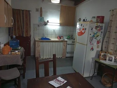 Casa En Venta - 2 Dormitorios 1 Baño - 80mts2 - Tapalque