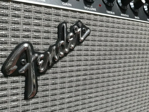 Amplificador Fender Frontman 25r