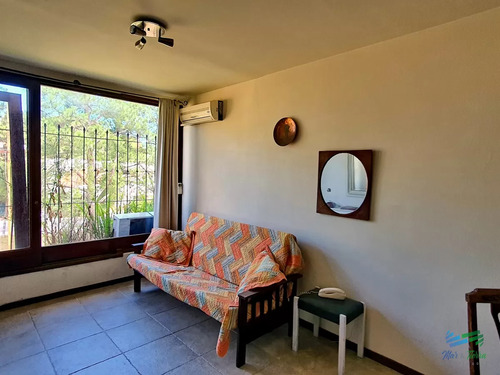 Vendo Apartamento 1 Dormitorio, Reciclado En Zona Cantegril, Punta Del Este