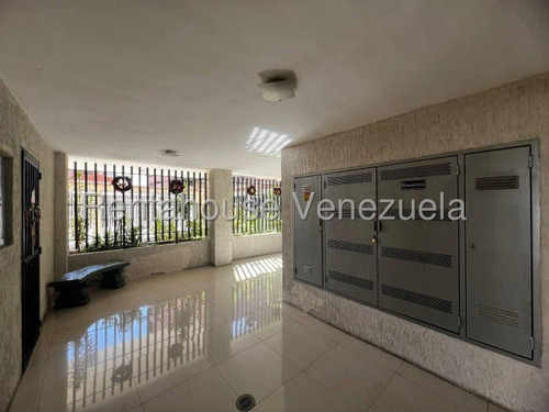 Bello Apartamento En Venta Urb El Bosque Las Delicias Acepta Financiamiento 25-11173 Hc
