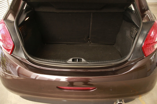 Imagen 18 de 19 de Peugeot 208