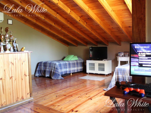 Imagen 14 de 17 de Venta - Casa En El Rodal