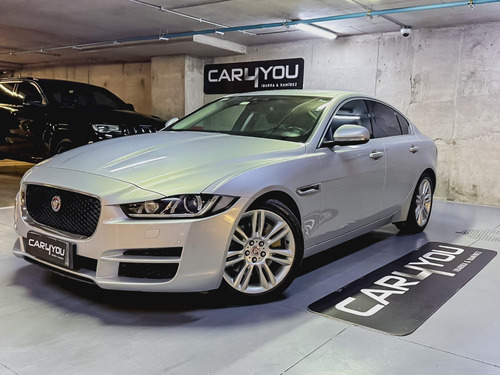 Jaguar XE XE PRESTIGE