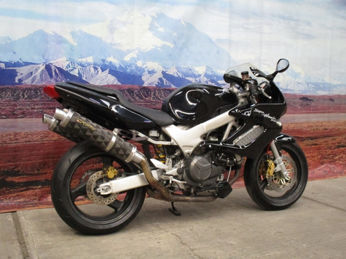 Imagen 6 de 12 de Honda Super Hawk Vtr 1000
