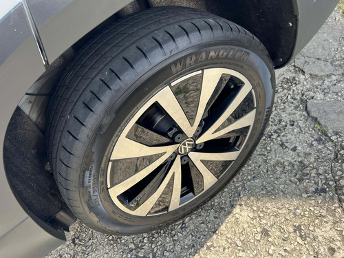 Imagem 7 de 14 de Volkswagen Taos Highline 1.4 250 Tsi Flex Aut. Flex Automá