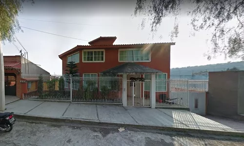 Casas en Venta en Ixtapaluca, 4 recámaras o más | Metros Cúbicos