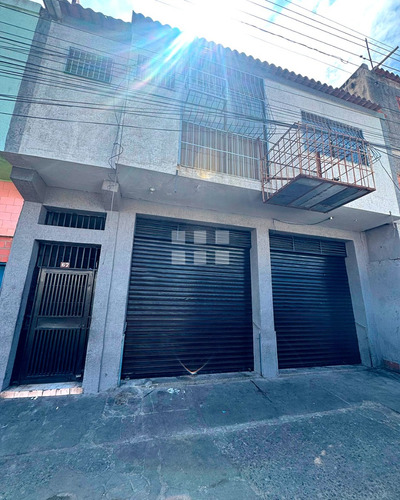 Edificio Comercial