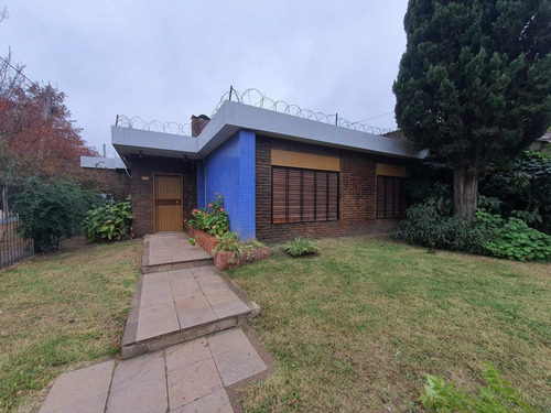 Imagen 3 de 19 de Casa En Venta En José C Paz