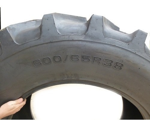 Imagen 2 de 10 de Cubiertas Agrícolas Tianli Ag-r 600 65r38
