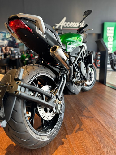 Imagen 6 de 16 de Benelli 752s