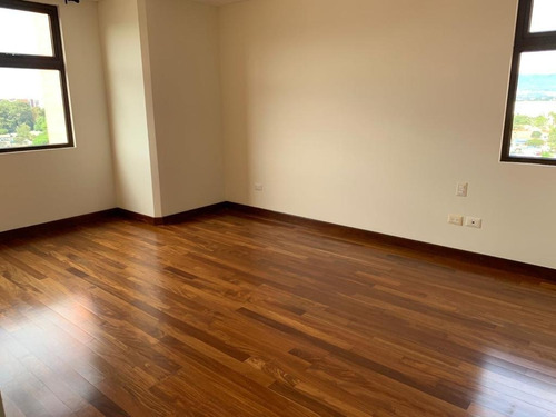 Imagen 2 de 9 de Rento Apto Z.10 Mirafiori Ref.5972 175m2, 2 Parqueos, 3 Hab, 3 Baños, $1400