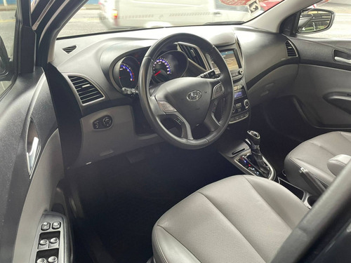 Imagem 14 de 15 de Hyundai Hb20s 1.6 Premium 16v Flex 4p Automático