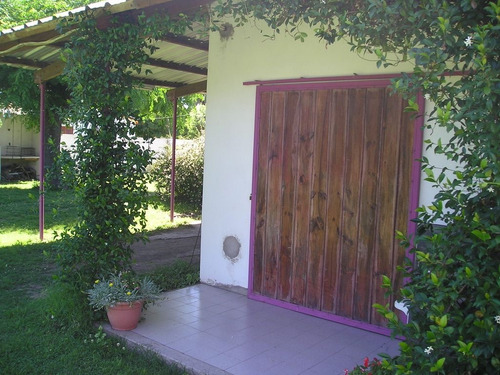 Quinta Con Pileta Y Parrilla Amplio Terreno En Viña Arrecifes