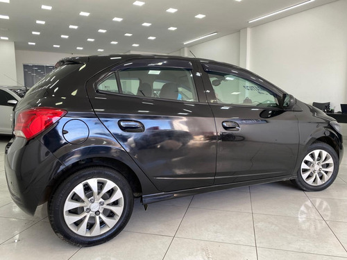 Chevrolet Onix 1.4 Lt 5p