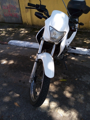 Imagem 3 de 4 de Honda Nx4 Falcon