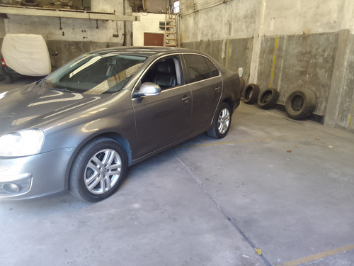Volkswagen Vento 1.9 I Luxury Dsg