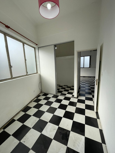 Venta En Block De Dos Locales En Lope De Vega, Villa Devoto.