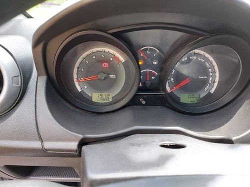 Ford Fiesta 1.6 Mpi Sedan 8v Flex 4p Manual
