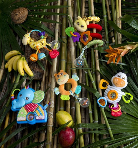 Imagen 4 de 5 de Chicco Juguete Para Bumper De Carriola, Mrs. Giraffe